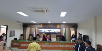 Pimpinan Ma'had Al-Zaytun Panji Gumilang menjalani sidang di PN Indramayu. (Dok. Istimewa)