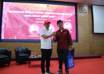 Wamensos, Agus Jabo Priyono dalam Diskusi Publik 'Kemiskinan Bukan Takdir', digelar BEM Universitas Islam Bandung (Unisba).(Foto:Istimewa).