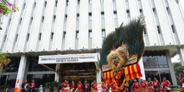 Penetapan Reog Ponorogo sebagai Warisan Budaya Takbenda (WBTb) oleh UNESCO untuk mendorong pengembangan ekonomi Ponorogo.