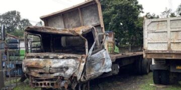Bangkai truk tronton, pemicu tabrakan beruntun di Gerbang Tol Ciawi 2, Bogor.(Foto:Istimewa).