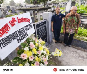 Makam pendiri PAF Wolff Schoemaker di TPU Pandu, Bandung.