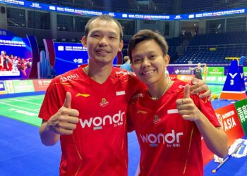 Pasangan ganda campuran Indonesia Rinov Rivaldi dan Siti Fadia. Indonesia akan melawan Hong Kong di laga awal Badminton Asia Mixed Team Championships 2025.(Foto: Humas PBSI)