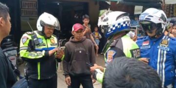 Anggota Brigade Motor Satlantas Polres Purwakarta gagalkan aksi curanmor.(Foto:Istimewa).