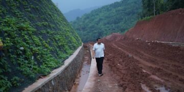 Bupati Sumedang Dony Ahmad Munir