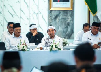 Pemerintah Kabupaten Bogor menjadi tuan rumah dalam acara peluncuran pembentukan Sekolah Rakyat yang dihadiri oleh Menteri Sosial Republik Indonesia, Saifullah Yusuf, Gubernur Jawa Barat Dedi Mulyadi, Bupati Bogor Rudy Susmanto, serta Bupati dan Walikota se-Jawa Barat. Acara tersebut berlangsung dalam bentuk Rapat Koordinasi dan Sosialisasi Pembentukan Sekolah Rakyat yang digelar di Ruang Serbaguna I Setda Kabupaten Bogor, Kamis (13/3/25).