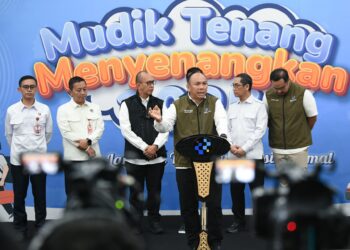 Direktur Jenderal Infrastruktur Digital Kemkomdigi, Wayan Toni Supriyanto, menyampaikan bahwa operasi ini merupakan bagian dari kerja Satuan Tugas Penanganan Fake BTS, yang dibentuk bersama Bareskrim, Bank Indonesia, BSSN, Diskominfo DKI Jakarta, dan para operator seluler.