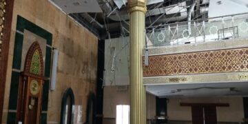 Salah satu bagian dari bangunan Masjid Islamic Center Kabupaten Indramayu yang mengalami kerusakan. (Dok. Istimewa)