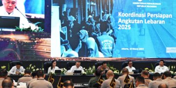 Rapat Koordinasi Lintas Sektoral Kesiapan Angkutan Lebaran 2025 yang digelar di Sekolah Tinggi Ilmu Kepolisian (STIK), Jakarta, pada Senin (10/3), yang dihadiri oleh kementerian dan instansi terkait.