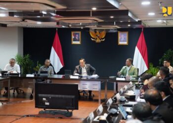 Rapat Koordinasi Pembentukan Satgas Pembangunan Giant Sea Wall yang digelar di Jakarta, Rabu (19/3/2025).