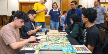 Wakil Menteri Ekonomi Kreatif/Wakil Kepala Badan Ekonomi Kreatif (Wamenekraf/Wakabekraf) Irene Umar secara resmi membuka Board Game Corner pertama di Indonesia yang terletak di Hotel Grand Sahid Jaya, Jakarta.