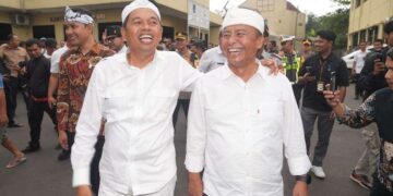 . Gubernur Jawa Barat Dedi Mulyadi dan Sekretaris Daerah Provinsi Jawa Barat, Herman Suryatman.(Foto: Humas Pemprov Jabar)