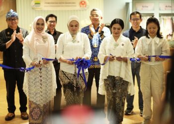 Peresmian Pasar Kreatif Store PVJ