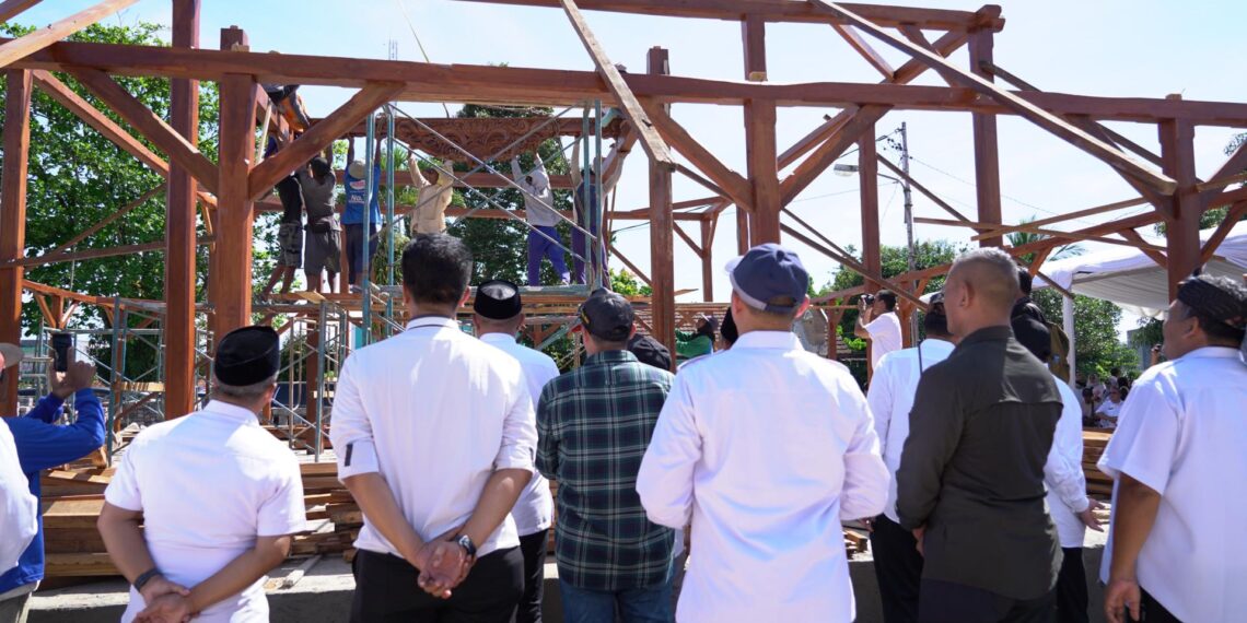 Pembangunan replika Pendopo Kawedanan Jasinga.(Foto Humas Pemkab Bogor)