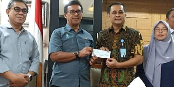 Pemkot Bogor dan Bank BJB Cabang Bogor resmi menjalin kerja sama dalam penataan kawasan Gang Roda 3 dan 4 di Jalan Surya Kencana, yang dikenal sebagai salah satu sentra wisata kuliner di Kota Bogor.(Foto: Humas Pemkot Bogor)