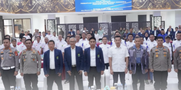 Kapolda Jawa Barat Irjen Pol. Dr. Akhmad Wiyagus yang juga Ketua Umum PBSI Jawa Barat, memimpin langsung pelantikan dan pengukuhan pengurus PBSI kabupaten/kota se-Jawa Barat masa bakti 2024–2028.