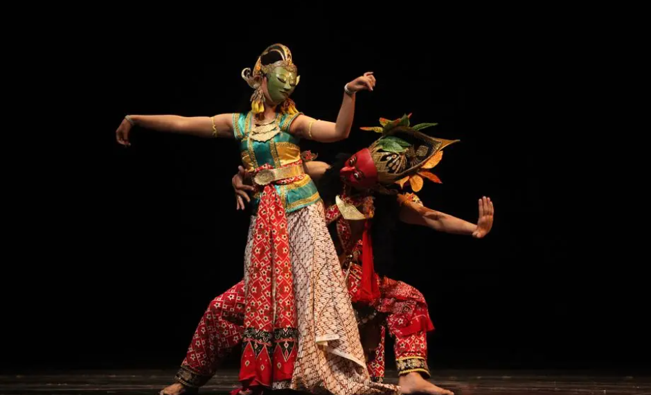 Tari Topeng Cirebon