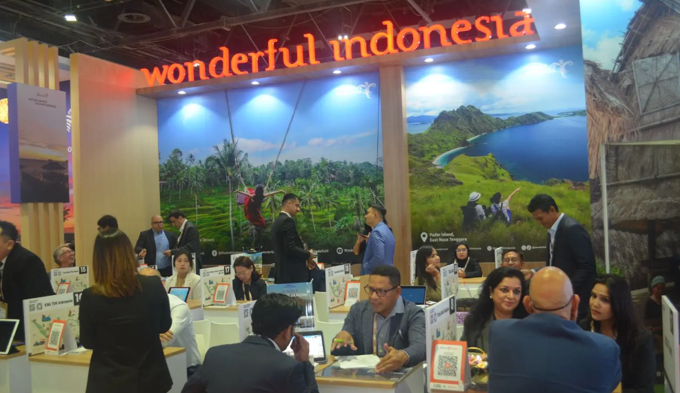 Arabian Travel Market (ATM) Dubai 2025. Acara ini berlangsung di Dubai World Trade Centre mulai 28 April hingga 1 Mei 2025.