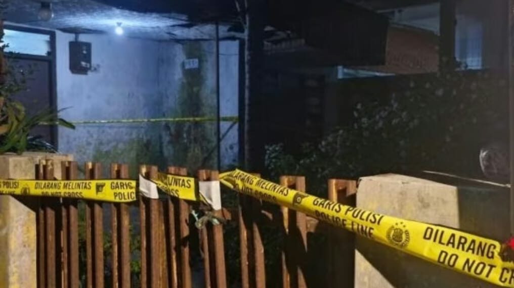 Rumah tempat mayat wanita lansia ditemukan dikubur di Kelurahan Sadangserang, Kecamatan Coblong, Kota Bandung.(Foto:Istimewa).