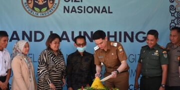 Wakil Bupati Sumedang, Fajar Aldila, meresmikan Satuan Pelayanan Pemenuhan Gizi (SPPG) Mitra Mandiri Gunung Manik di Kecamatan Tanjungsari pada Senin (28/4/2025).