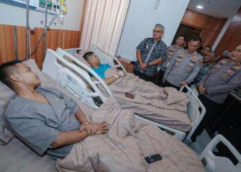 Wali Kota Bandung Muhammad Farhan bersama Kapolrestabes Bandung Kombes Pol Budi Sartono.(Foto: Humas Pemkot Bandung)