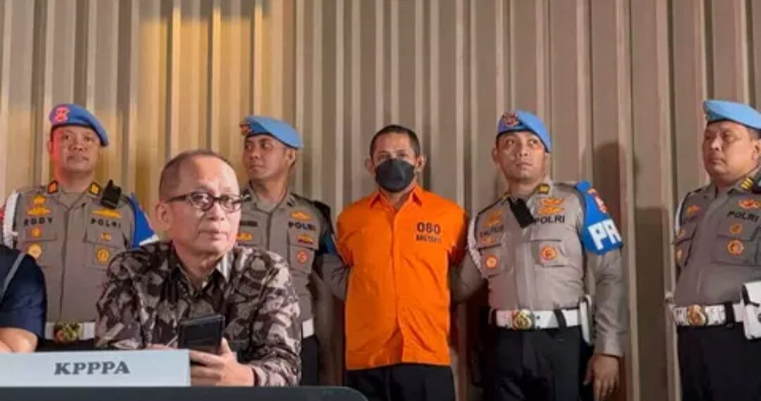 Mantan Kapolres Ngada, AKBP Fajar Widyadharma Lukman Sumaatmadja.(Foto:Istimewa)