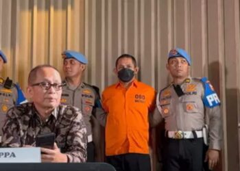 Mantan Kapolres Ngada, AKBP Fajar Widyadharma Lukman Sumaatmadja.(Foto:Istimewa)