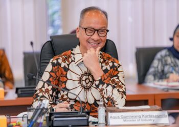 Menteri Perindustrian Agus Gumiwang Kartasasmita.