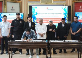 Kementerian Pemuda dan Olahraga Republik Indonesia (Kemenpora RI) mengucurkan bantuan dana fasilitasi Pemusatan Latihan Nasional (Pelatnas) tahap kedua kepada 15 cabang olahraga dan National Paralympic Committee Indonesia (NPCI) sebesar Rp 210 miliar.(foto:Egan/kemenpora.go.id)
