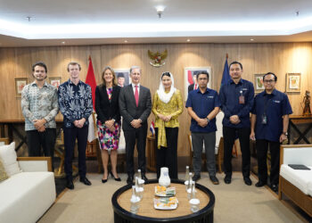 Wakil Menteri Perdagangan RI, Dyah Roro Esti melakukan pertemuan bilateral dengan Duta Besar Belanda Jakarta, Marc Gerritsen di Kantor Kementerian Perdagangan, Jakarta, Rabu (7 Mei).(Foto: Humas Kemendag)