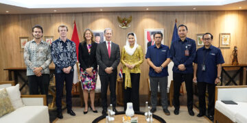 Wakil Menteri Perdagangan RI, Dyah Roro Esti melakukan pertemuan bilateral dengan Duta Besar Belanda Jakarta, Marc Gerritsen di Kantor Kementerian Perdagangan, Jakarta, Rabu (7 Mei).(Foto: Humas Kemendag)