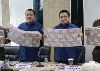 Kajari Jakarta Pusat Safrianto Zuriat Putra (kanan). (Dok. Istimewa)