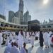 Jamaah berdoa di Masjidl Haram, Makkah. (Dok. Istimewa)