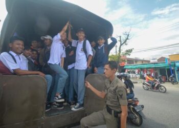 Pemerintah daerah bersama pihak terkait melakukan pengawasan dan pengawalan terhadap pelajar di sejumlah sekolah untuk mengantisipasi tawuran pelajar. (Dok. Istimewa)