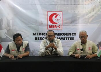 MER-C memberikan keterangan pers terkait serangan istrael yang menyasar RS Indonesia di Gaza, Palestina. (Dok. Istimewa)