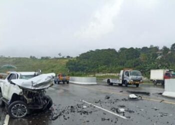 Kecelakaan di Tol Cileunyi, Kabupaten Bandung melibatkan lima kendaaraan. (Dok. Istimewa)