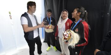 Wakil Menteri Pemuda dan Olahraga Republik Indonesia (Wamenpora RI) Taufik Hidayat menilai perkembangan atlet panjat tebing Indonesia sangat signifikan untuk menuju prestasi di Olimpiade. (foto:bagus/kemenpora.go.id)