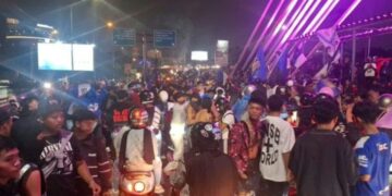 Para bobotoh saat memenuhi Flyover Pasupati, Kota Bandung.(Foto:Istimewa).