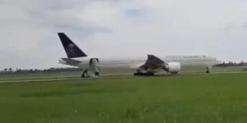 Pesawat Saudia Airlines mendarat darurat di Bandara Internasional Kualanamu, Deli Serdang, Sumatera Utara, setelah diancam bom.(Foto:Istimewa).