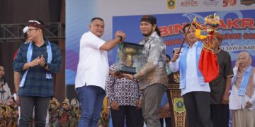 Bupati Bogor, Rudy Susmanto, secara resmi membuka Kabogorfest 2025, Rabu (11/6/2025) di Stadion Pakansari, Cibinong.