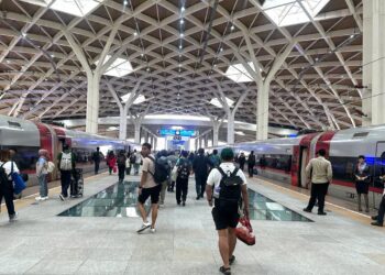 Stasiun kereta cepat