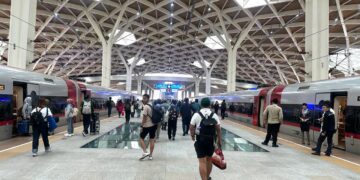Stasiun kereta cepat