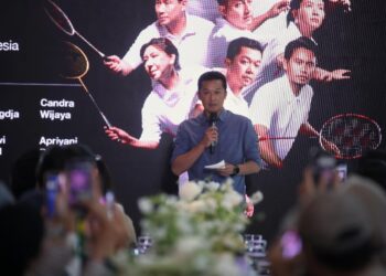 Wakil Menteri Pemuda dan Olahraga (Wamenpora) RI Taufik Hidayat menghadiri konferensi pers "Road to OPPO X IOA CHARITY Make Your Moment: Dari Bulu Tangkis untuk Semua" di Altitude Grill The Plaza 46th Floor, The Plaza Office Tower, Jalan MH Thamrin Nomor 28-30, Jakarta Pusat, Rabu (25/6) sore. (foto:raiky/kemenpora.go.id)