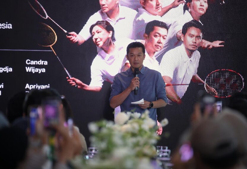Wakil Menteri Pemuda dan Olahraga (Wamenpora) RI Taufik Hidayat menghadiri konferensi pers "Road to OPPO X IOA CHARITY Make Your Moment: Dari Bulu Tangkis untuk Semua" di Altitude Grill The Plaza 46th Floor, The Plaza Office Tower, Jalan MH Thamrin Nomor 28-30, Jakarta Pusat, Rabu (25/6) sore. (foto:raiky/kemenpora.go.id)