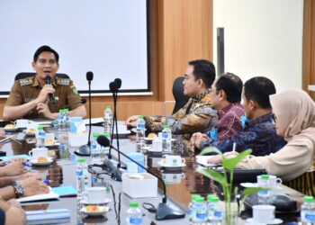 Bupati Indramayu Lucky Hakim dan jajaran Pertamina Group Indramayu jajaki kerja sama. (Dok. Istimewa)