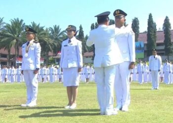 Presiden Prabowo Subianto batal melantik Pamong Praja Muda IPDN Angkatan ke-32 Tahun 2025, digantikan Mendagri, Tito Karnavian.(Foto:Istimewa).