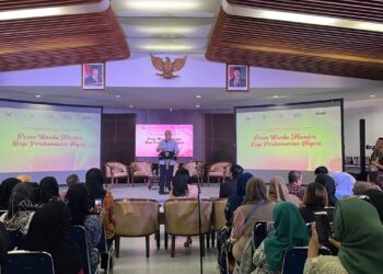 Wali Kota Bandung, Muhammad Farhan di acara Womenomics 2025.