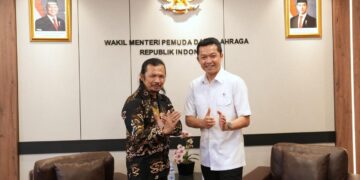 Wakil Menteri Pemuda dan Olahraga Republik Indonesia (Wamenpora RI) Taufik Hidayat menyambut baik rencana penyelenggaraan Kasundan International Silat Camp (KISC) 2025 yang digagas oleh Padepokan Kasundan, Kamis (10/7) di Kantor Kemenpora, Jakarta.(foto:Herry/kemenpora.go.id)