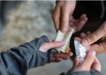 Ilustrasi transaksi obat-obatan terlarang.(Foto:Istimewa).
