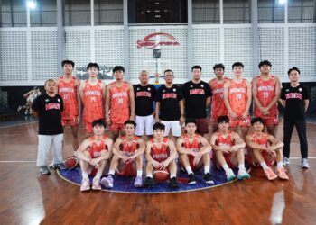 Indonesia siap menjadi tuan rumah ajang 9th Asian Schools Basketball Championships (ASBC) 2025 yang akan berlangsung di Kota Surakarta (Solo), Jawa Tengah. Kejuaraan ini digelar di dua venue utama, GOR Sritex Arena dan GOR Manahan, menghadirkan tim basket pelajar dari berbagai negara Asia, yakni Arab Saudi, Malaysia, China, Singapura, Thailand, Hong Kong, dan tuan rumah Indonesia. (foto:istimewa)