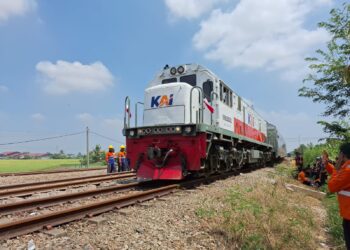 Perbaikan jalur KA.(Foto: Dok. PT KAI)